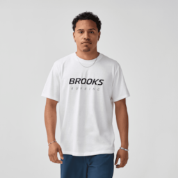 Camiseta Brooks Graphic Masculina