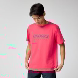Camiseta Brooks Graphic Masculina