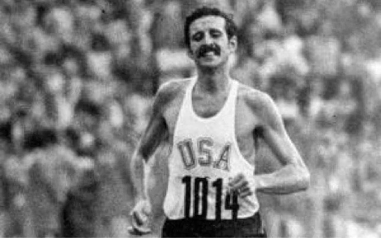 Homem fazendo atletismo